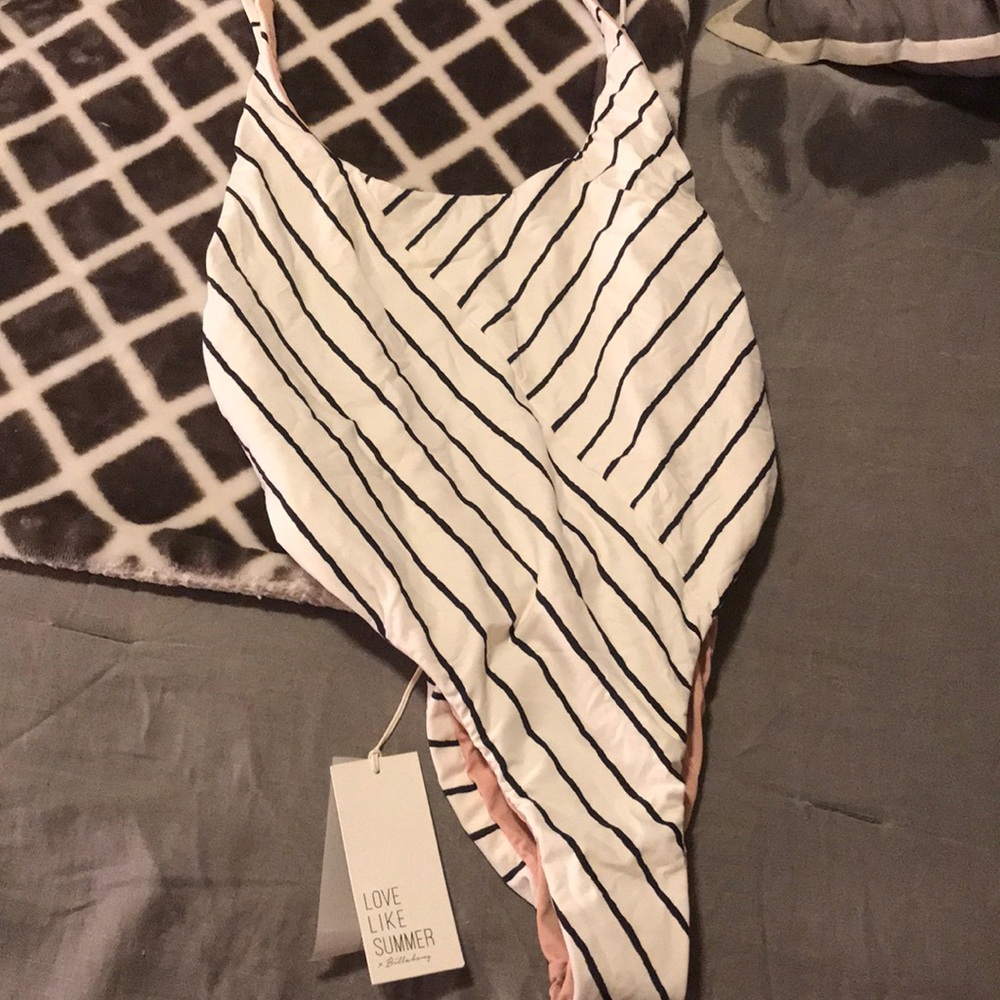 Brand new w/ tags Billabong one piece